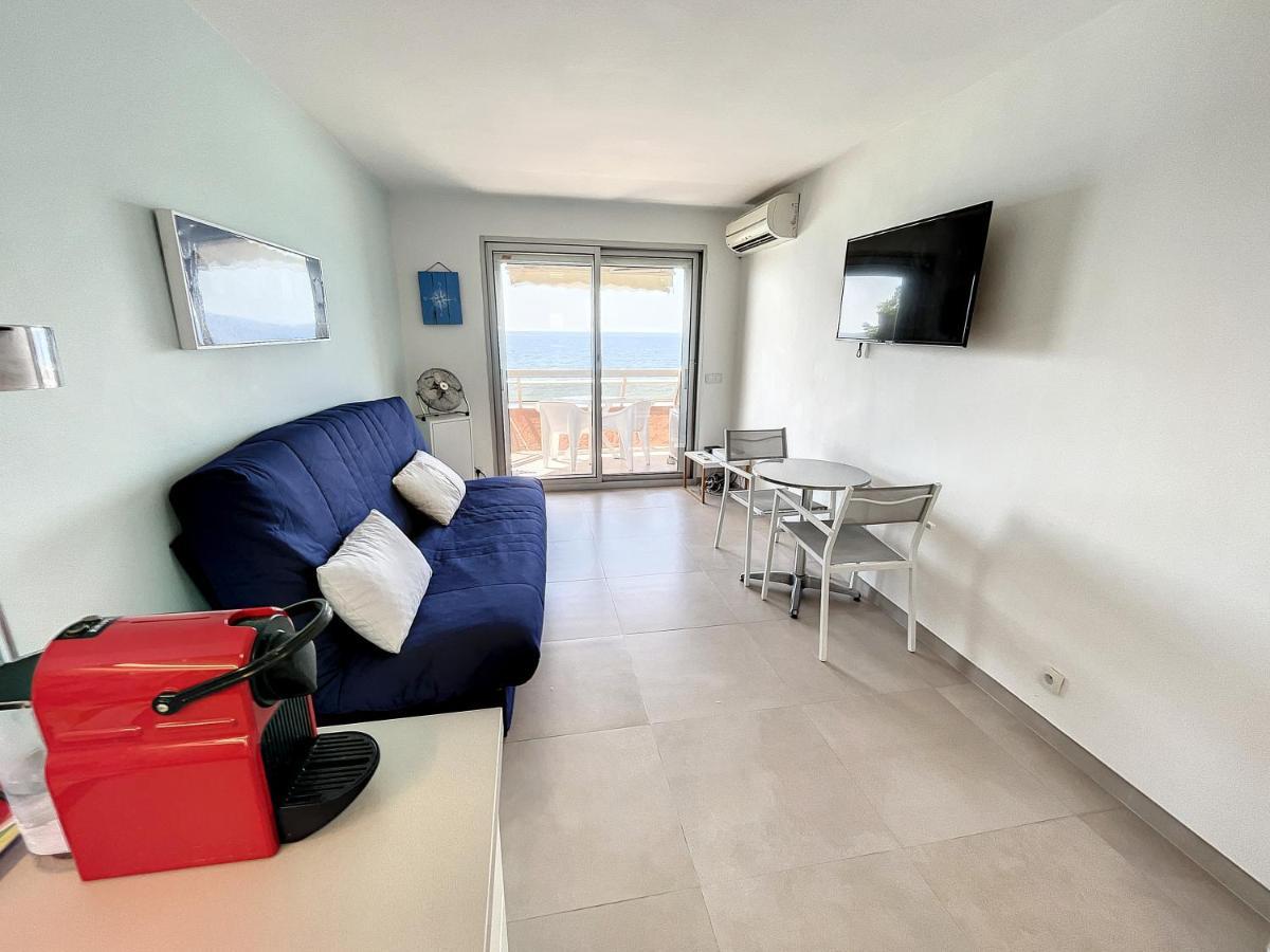 Apartment With Beautiful Sea View And Direct Access